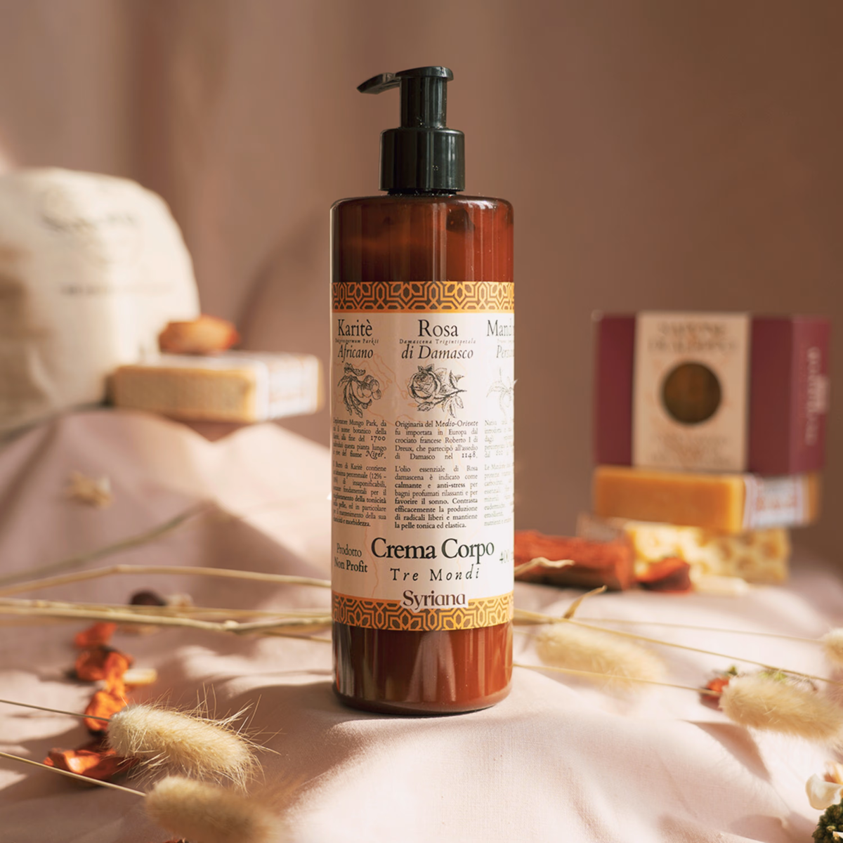 Crema Corpo: Un Mosaico di Bellezza che Unisce Tre Mondi