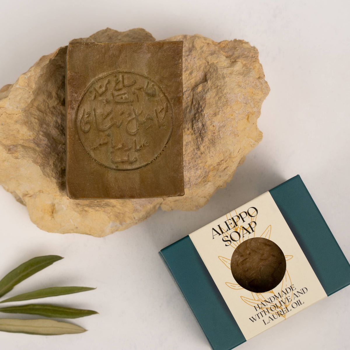 Sapone di Aleppo con 1-35% di Alloro Premium: 1% Olio di Alloro 99% Olio di Oliva